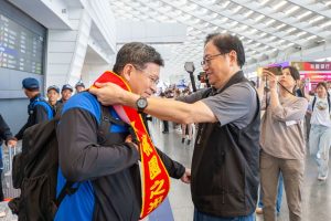 新明國中前進美國 張善政勉再創榮耀