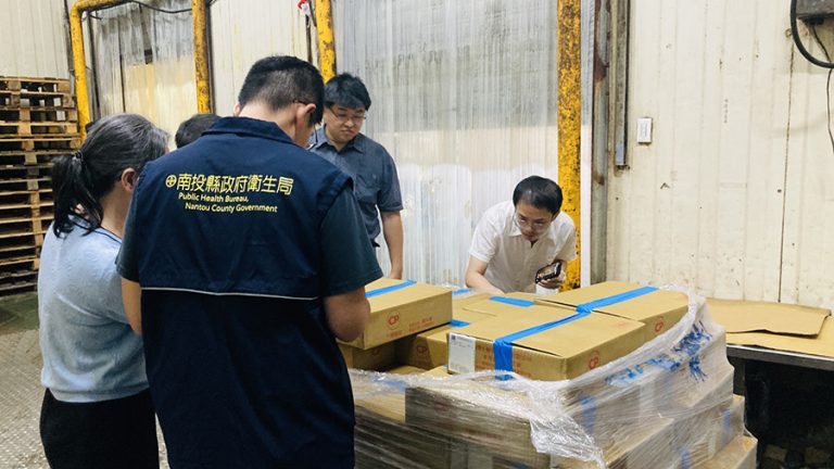 稽查員每日檢測致癌油 許縣長肯定基層辛勞