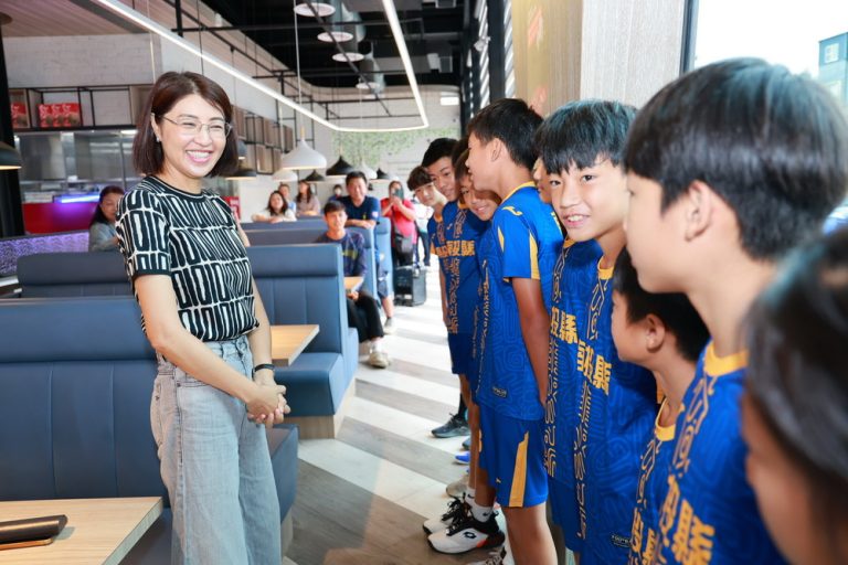 南投聯隊勇奪全國國小足球冠軍