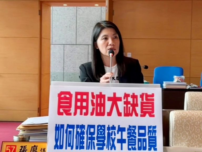 開學在即 議員關心學校團膳是否缺油
