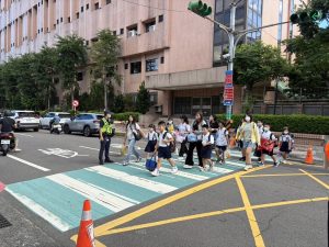 開學了 警一分局啟動護童專案