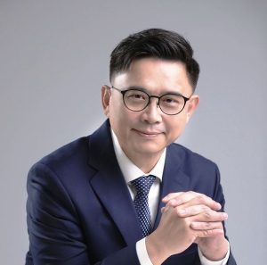 中央宣布明年普發一萬 賴瑞隆表達支持並將捐作公益