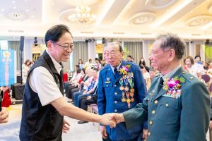 九三軍人節暨抗戰勝利81週年 張善政肯定退伍軍人退而不休持續服務社會