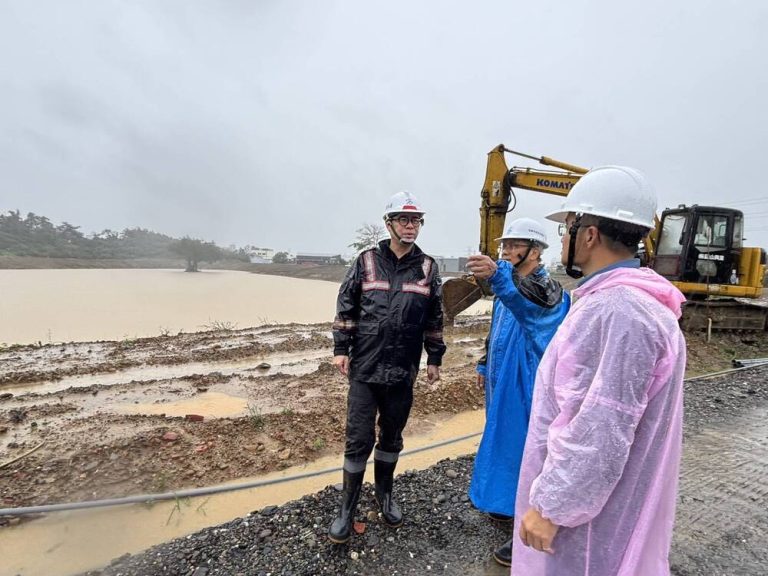 強降雨襲高雄 陳其邁仁武勘查災情