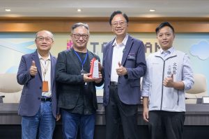 桃園鐵玫瑰藝術節榮獲台新藝術獎 張善政肯定長期在地藝文耕耘