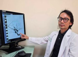 79歲婦人腦動脈瘤破裂　大千醫療團隊微創栓塞搶回一命