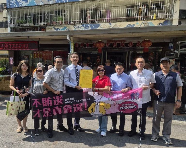 落實反賄指示 黃元冠檢察長親訪衛武社區