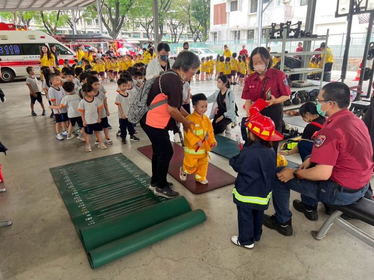 落實防災教育往下扎根 楠梓消防體驗營寓教於樂