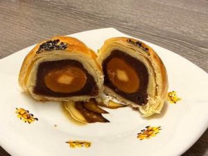 中秋團圓吃得巧！營養師提醒月餅、烤肉、柚子健康吃