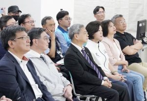 卓榮泰視察中火 承諾以氣換煤