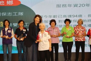 南投表揚295位績優環保志工 12支特優環保志工隊