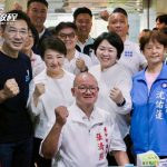 盧秀燕與江啟臣陪議員參選人完成登記