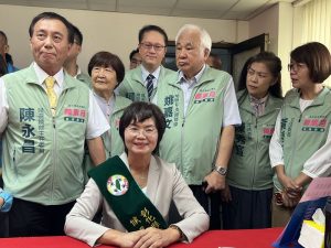 大陣仗 陳素月登記參選彰化縣長 綠營巨頭與黨公職齊聚力挺