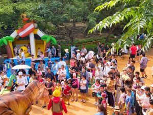 壽山動物園「奇幻水樂園」週末最終場 陪親子清涼放電
