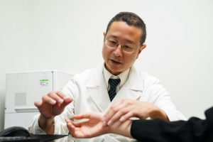 關節反覆發炎變形 微細動脈栓塞減輕腫痛