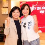 張麗善南下高雄力挺柯志恩 贈品格繪本讚比對手更注重教育