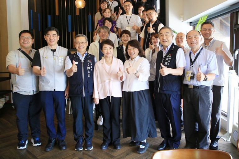 黃敏惠率隊參訪臺中 交流公共建設經驗