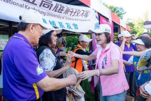柯志恩教師節承諾未來「柯市長」為教育撐腰