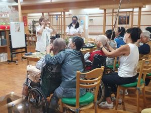 中秋月圓心也暖 心蓮病房以芳療陪伴病友安心過節