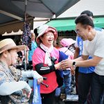 江啟臣東勢拜票 受到熱情歡迎