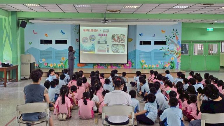海洋保育巡迴列車45場精采課程登陸高雄校園
