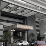 生母在女嬰旁吸毒法官判一年六月徒刑