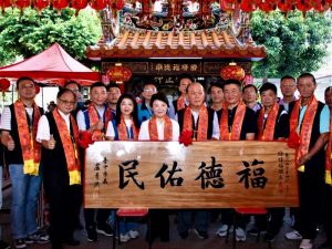烏日福德廟創市有土地贈寺廟首例 盧秀燕贈匾
