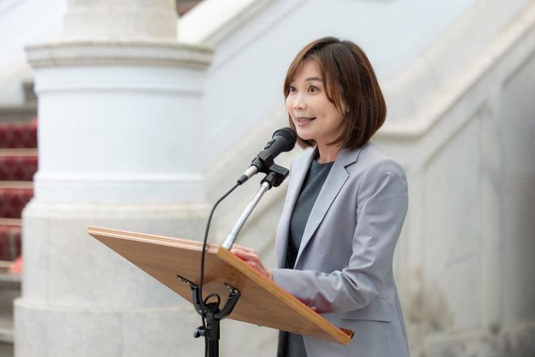 總統府：國民黨假道歉實卸責 盼新年度預算審查回歸理性