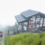 走進茶園稜線賞山景 攻頂嘉義二尖山步道享受山中美食