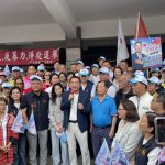 鍾東錦完成登記拚連任