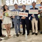 黃偉哲行銷臺南文旦 新加坡柚見熱潮