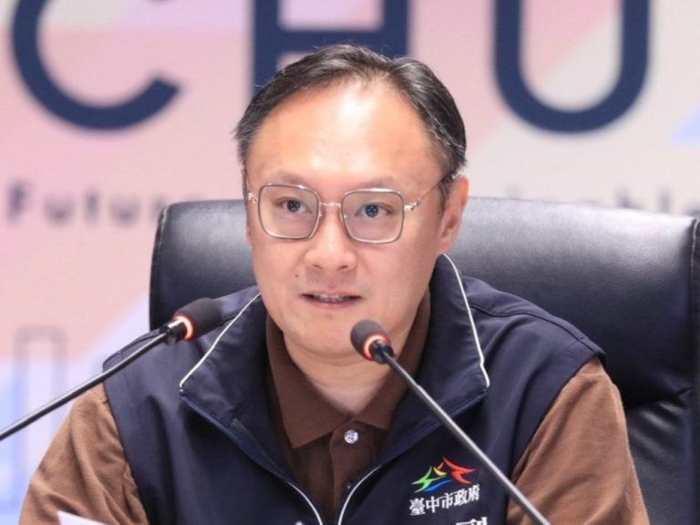 鄭照新副市長出席行政院院會