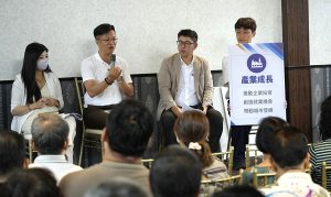 張嘉哲暢談五大成長願景 直球對決市民提問