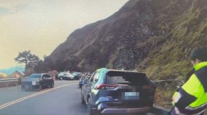 仁愛警強力取締武嶺違停　維護山區交通安全