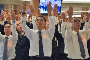 張裕斌罹癌勤精進 演繹報佛恩