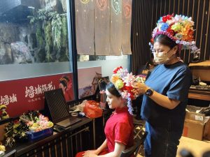 大陸非遺蟳埔簪花圍 在台呈現