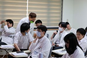「消失的廣播聲」看見社會孤島　醫療劇場拉近醫病距離