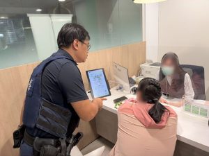 婦深信投資穩賺 鳳警苦勸成功阻詐