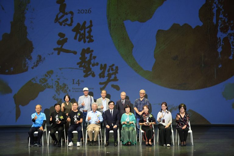 陳其邁出席2026高雄文藝獎頒獎典禮
