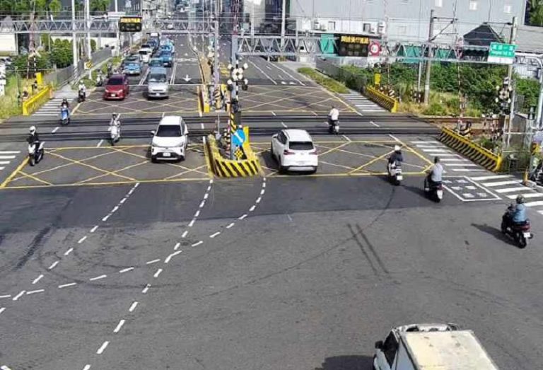 台南鐵路地下化新舊軌切換 11/7起恢復正常速度運行
