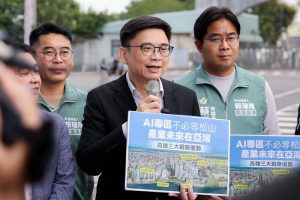 打造大亞灣AI專區 不必等松山！ 賴瑞隆提「地便便、電全全、人齊齊」高雄三大優勢