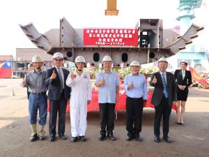海巡署高緯度遠洋巡護船第二艘安龍典禮登場