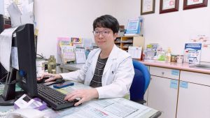 秋冬呼吸道疾病高峰將至  嘉榮提醒  長輩「突然變累」也是警訊