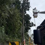 薔琵颱風一夜肆虐 苗栗近3千戶停電台電全力搶修