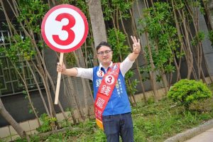 錢龍爭取連任 幸運抽出3號