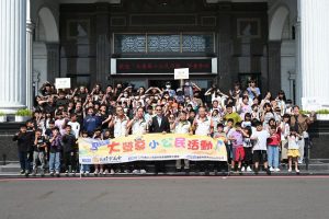 高雄市議會舉辦「大螢幕小公民」活動 逾250位師生看電影訪議會