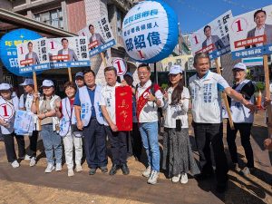 鹿谷鄉長選舉三組人馬大遊行