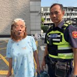 失智婦凌晨迷途 超商暖供餐豐警送返家